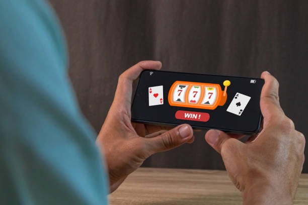 Live casino dealer and game interface on maxwin4d